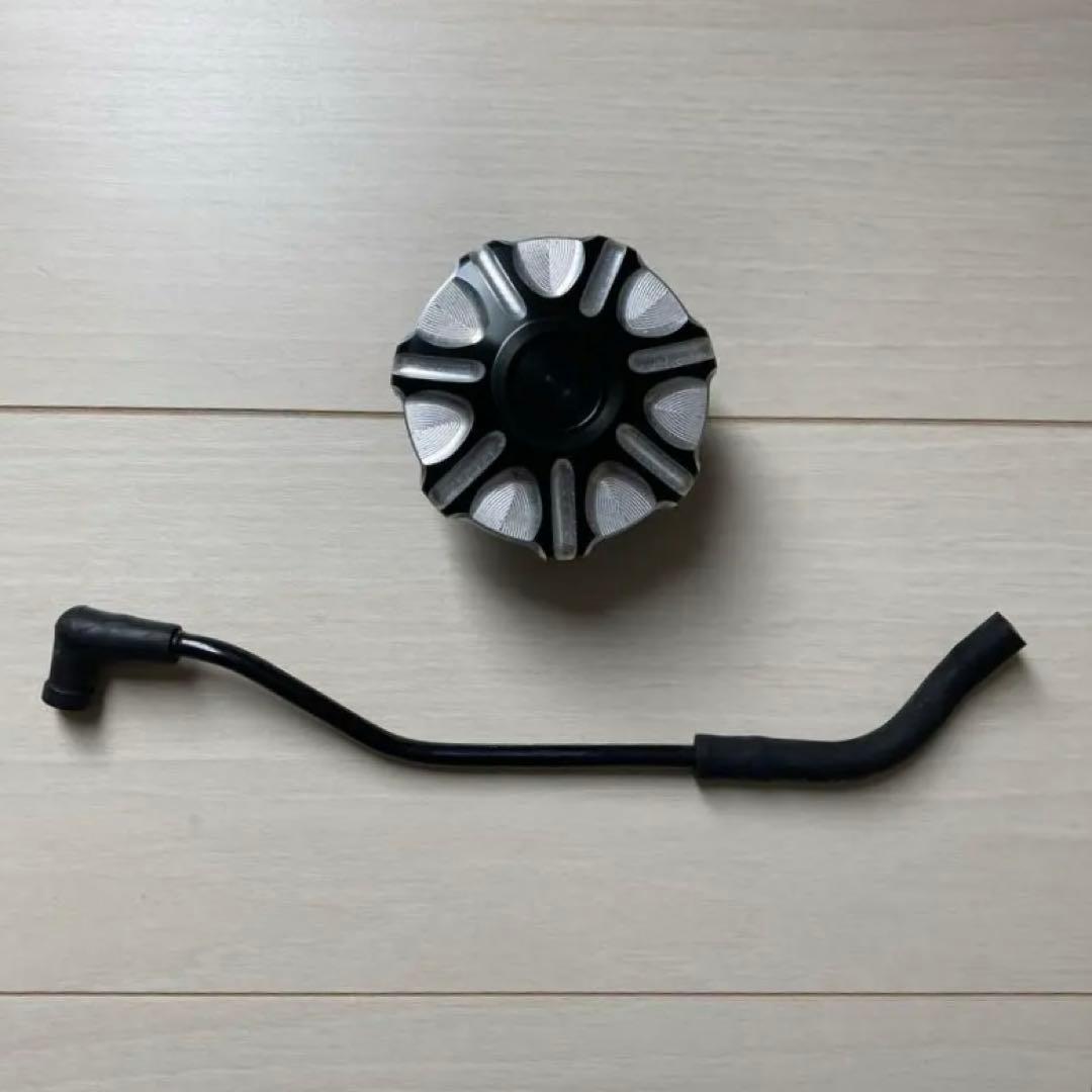 スポーツスター 48 純正タンク中古品 比較的美品です xl1200x