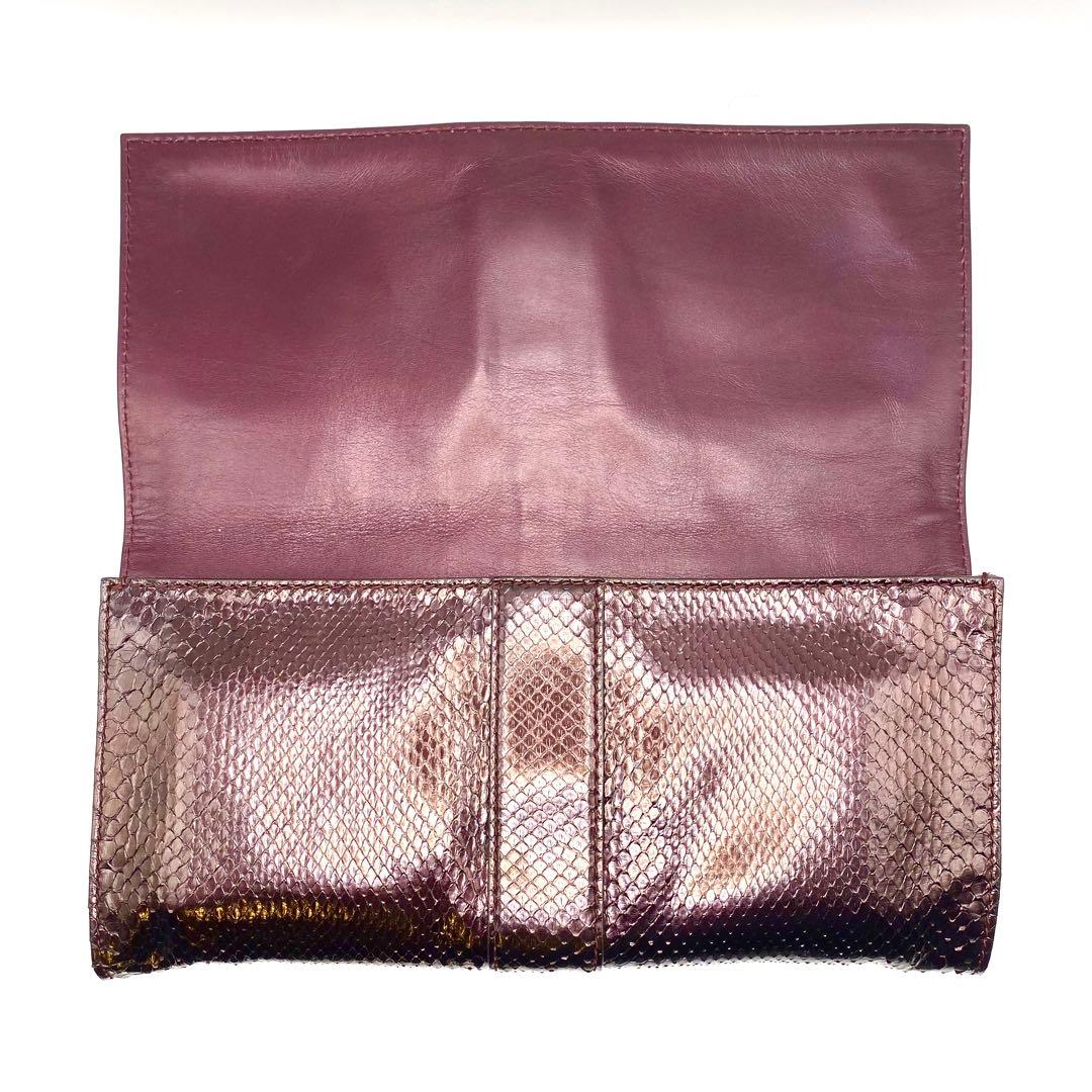 新品未使用 グッチ パイソンレザー クラッチバッグ ヘビ革 ハンドバッグ 高級感