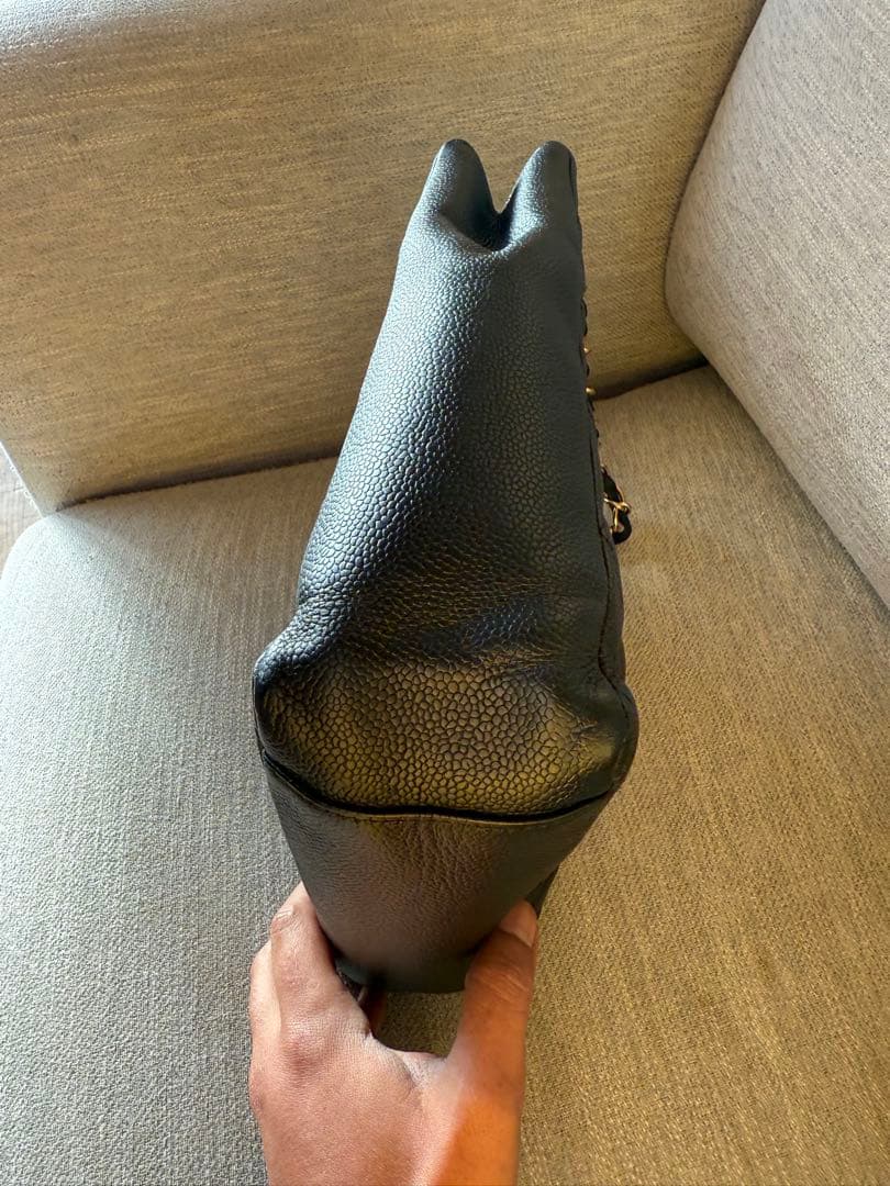 CHANEL シャネル デカ ココマーク キャビアスキン チェーン