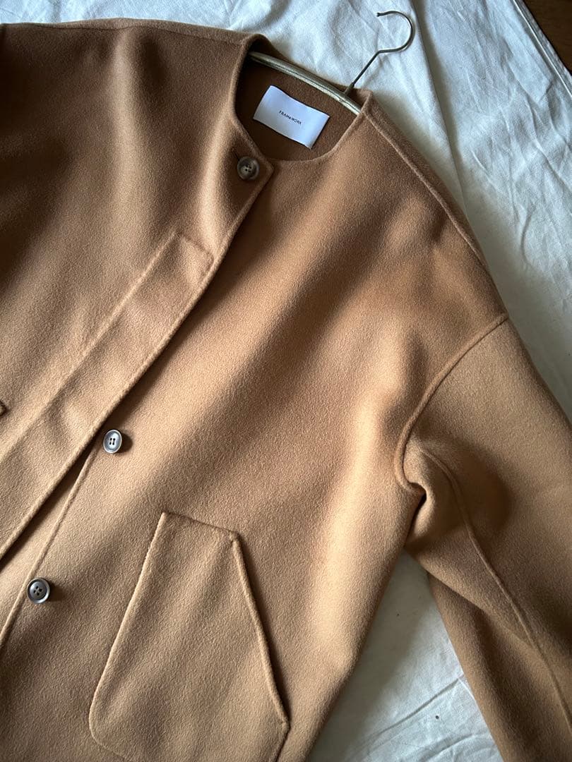 24年完売 フレームワーク ハミルトンリバー クルーネックコート 36 キャメル