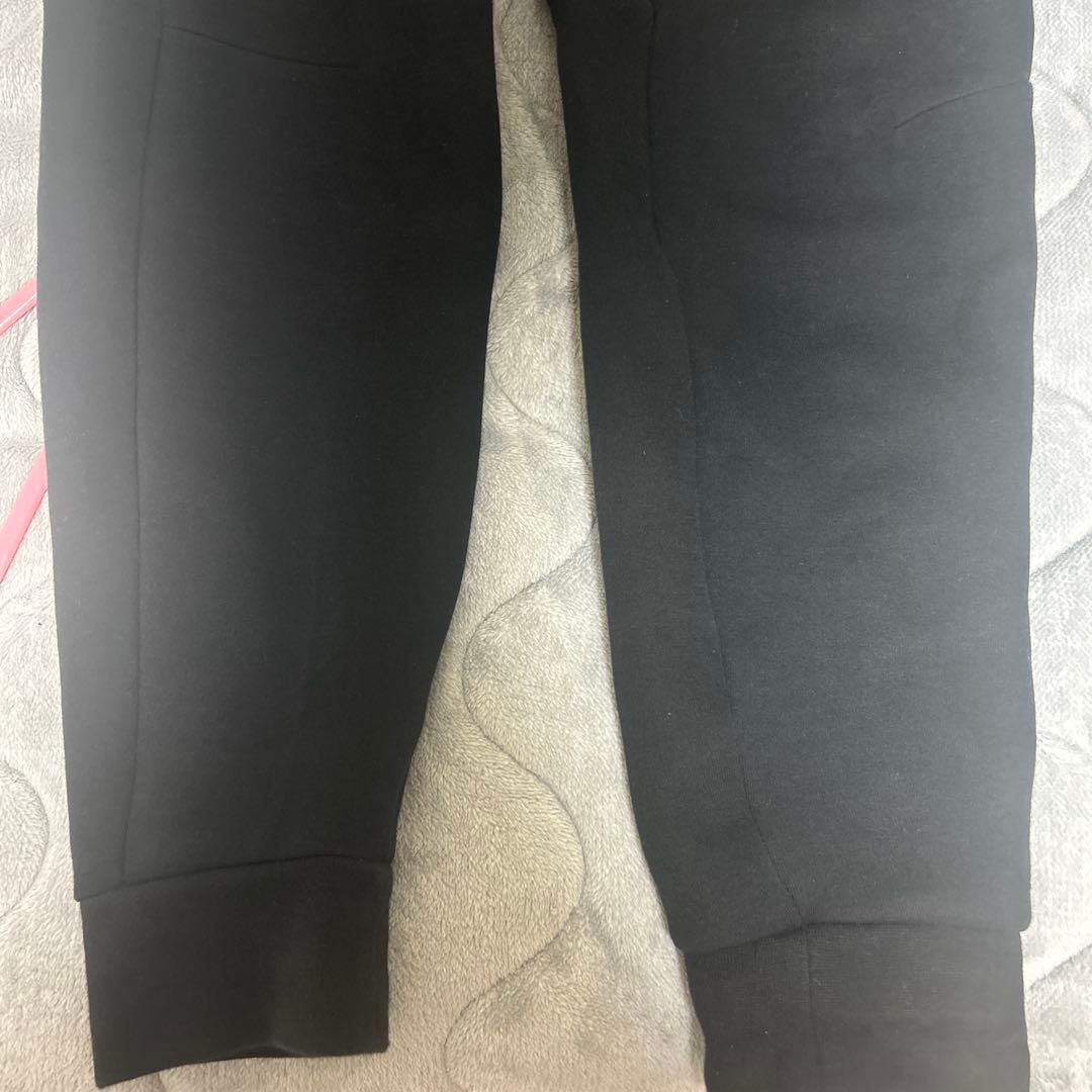 ヤ*ー様 NIKEテックフリース黒