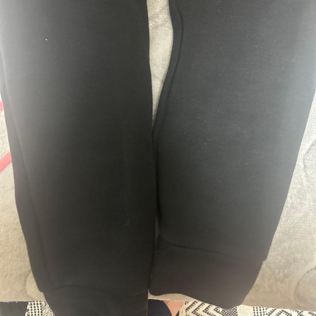 ヤ*ー様 NIKEテックフリース黒