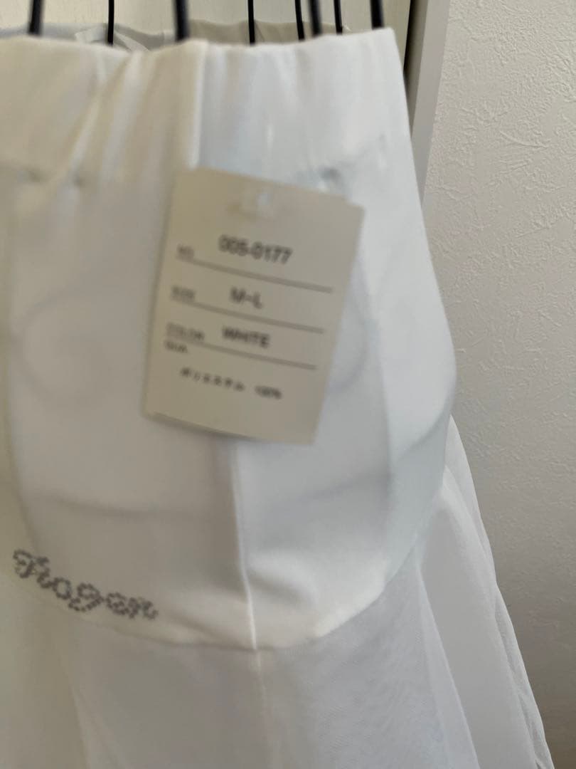 新品❗未使用❗タグ付き❗ ✨社交ダンススカート　ティアード　白色✨