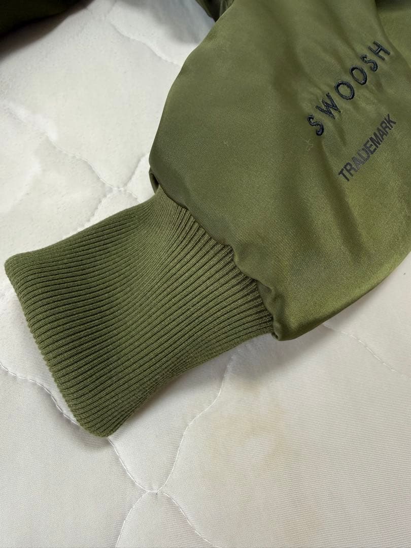 ナイキ NSW SYNFL スウッシュ ボンバー ジャケット