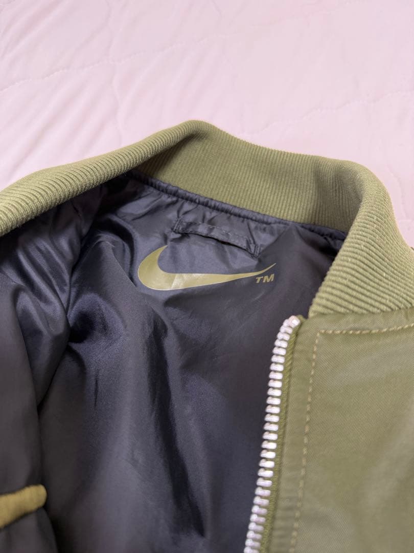 ナイキ NSW SYNFL スウッシュ ボンバー ジャケット