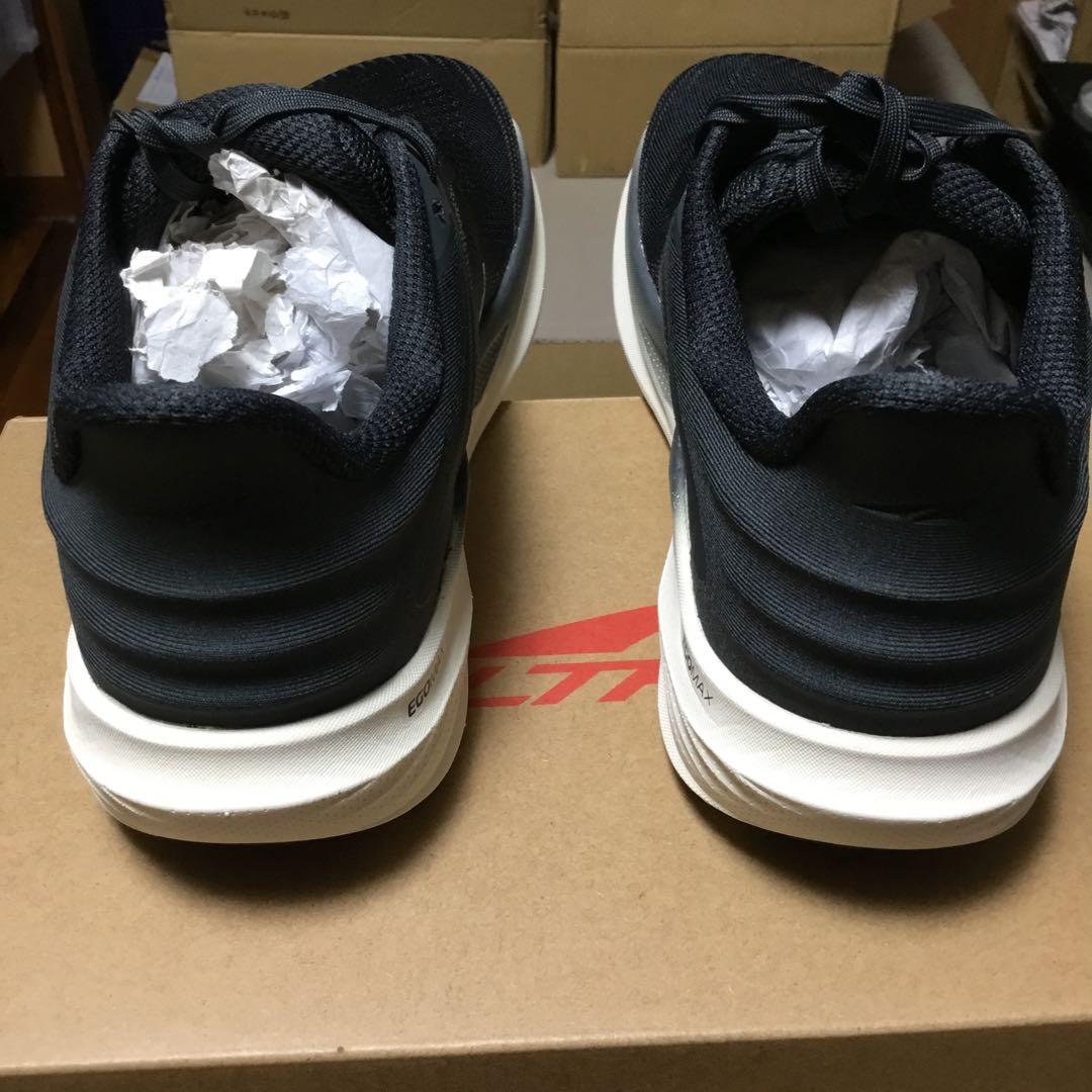 ALTRA アルトラ　トーリン8 ウーマンのUS8