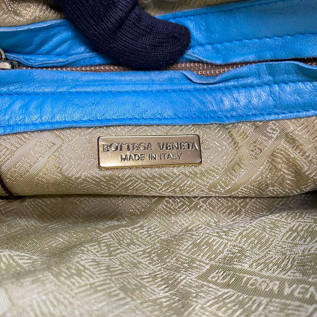 ボッテガヴェネタ ブルー ショルダーバッグ イントレチャート 水色