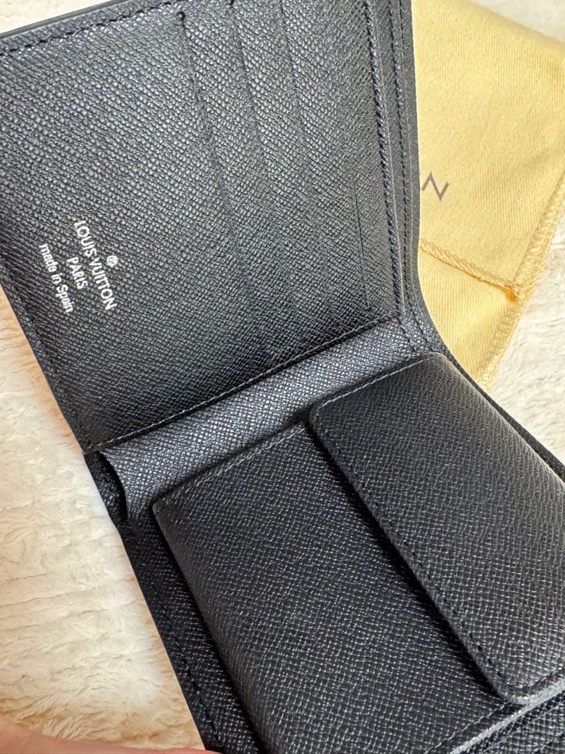 ルイヴィトン ダミエ グラフィット ブラック 二つ折り財布 保存袋付き