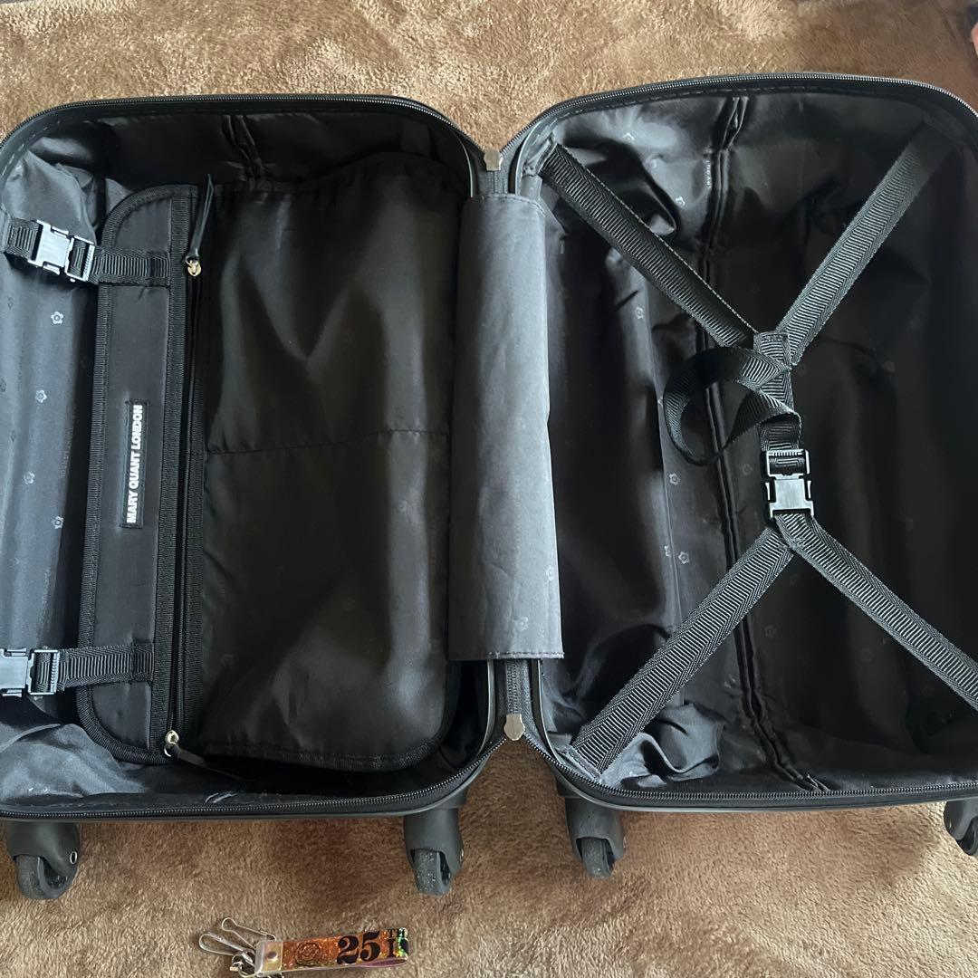 ナオ　MARY QUANT スーツケース