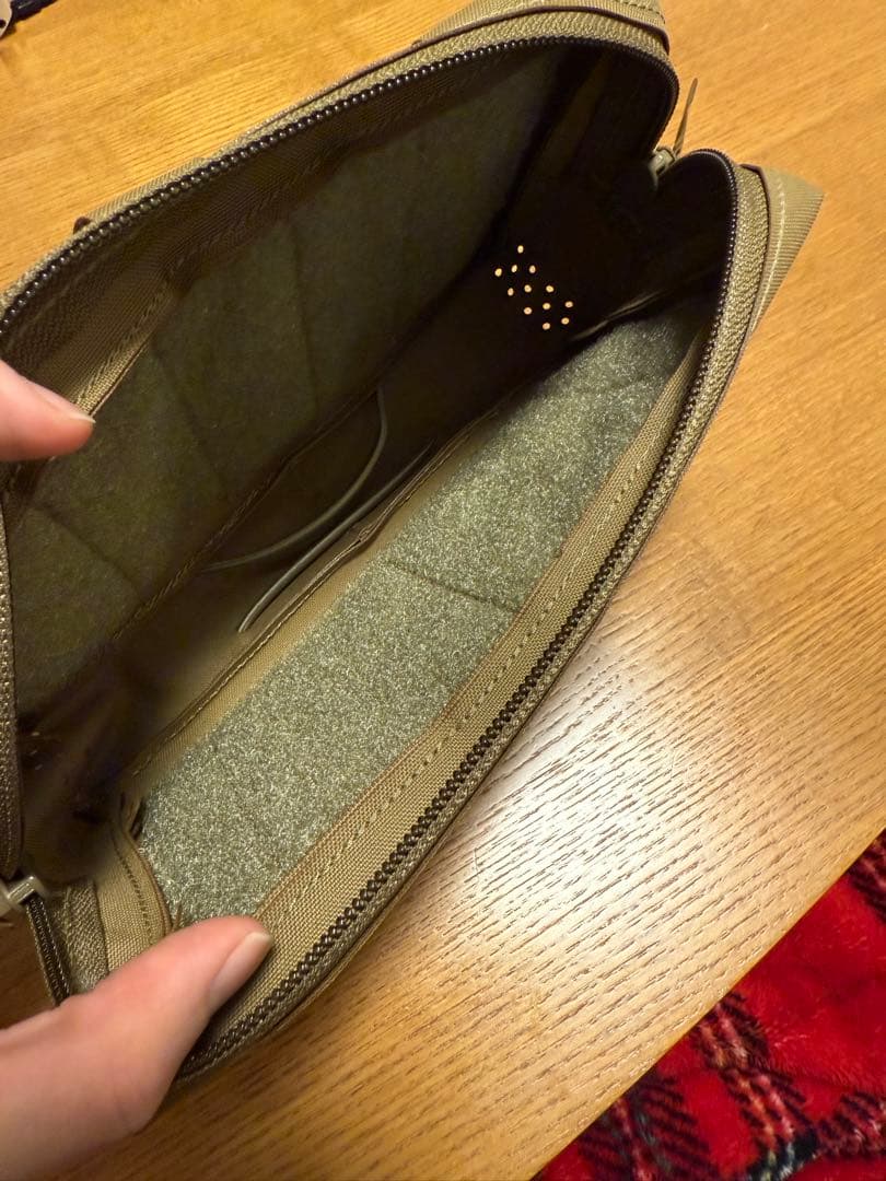 アンオブタニウムギア ユーティリティポーチ