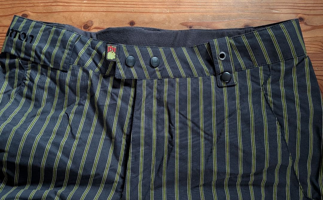 バートン✕ノースフェイス　スノボウェア上下