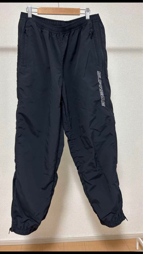 supreme ナイロンパンツ　warm up pant