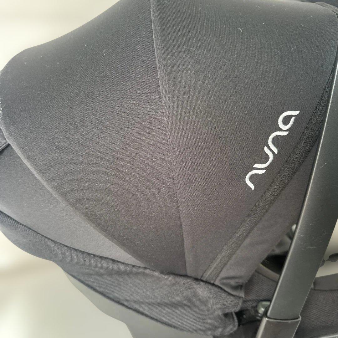 Nuna Pipa Nextベビーシート 黒 ファブリック