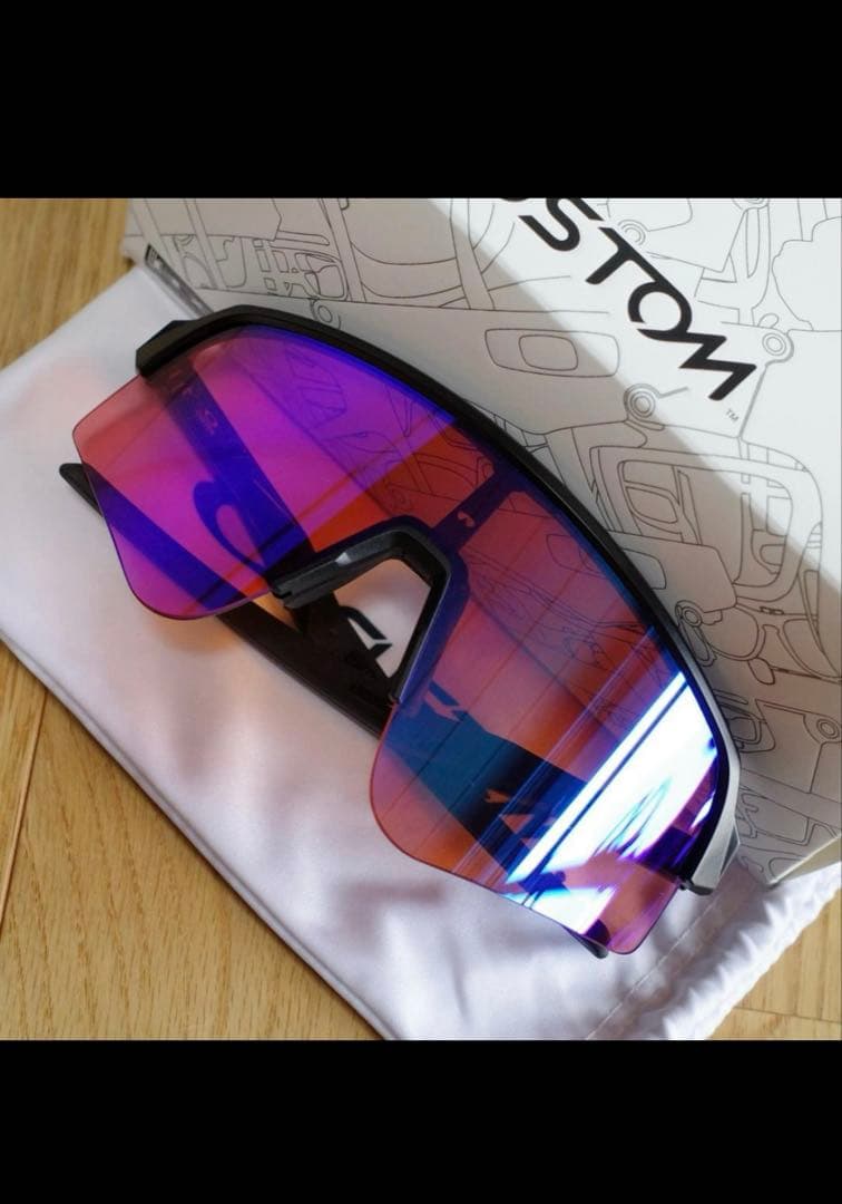 【極美品】OAKLEY SUTRO LITE SWEEP