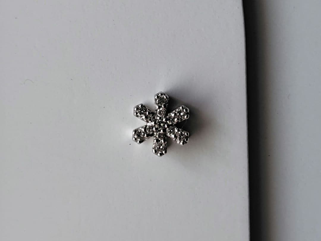 ダイヤモンド　18K 刻印　ネックレスチャーム　TAKE-UP 雪の結晶　スノー