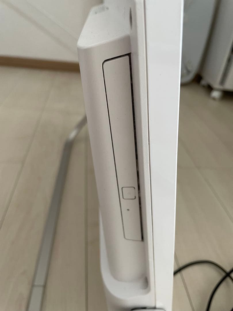 Fujitsu ESPRIMO FH70/D1FMVF70D1WデスクトップPC