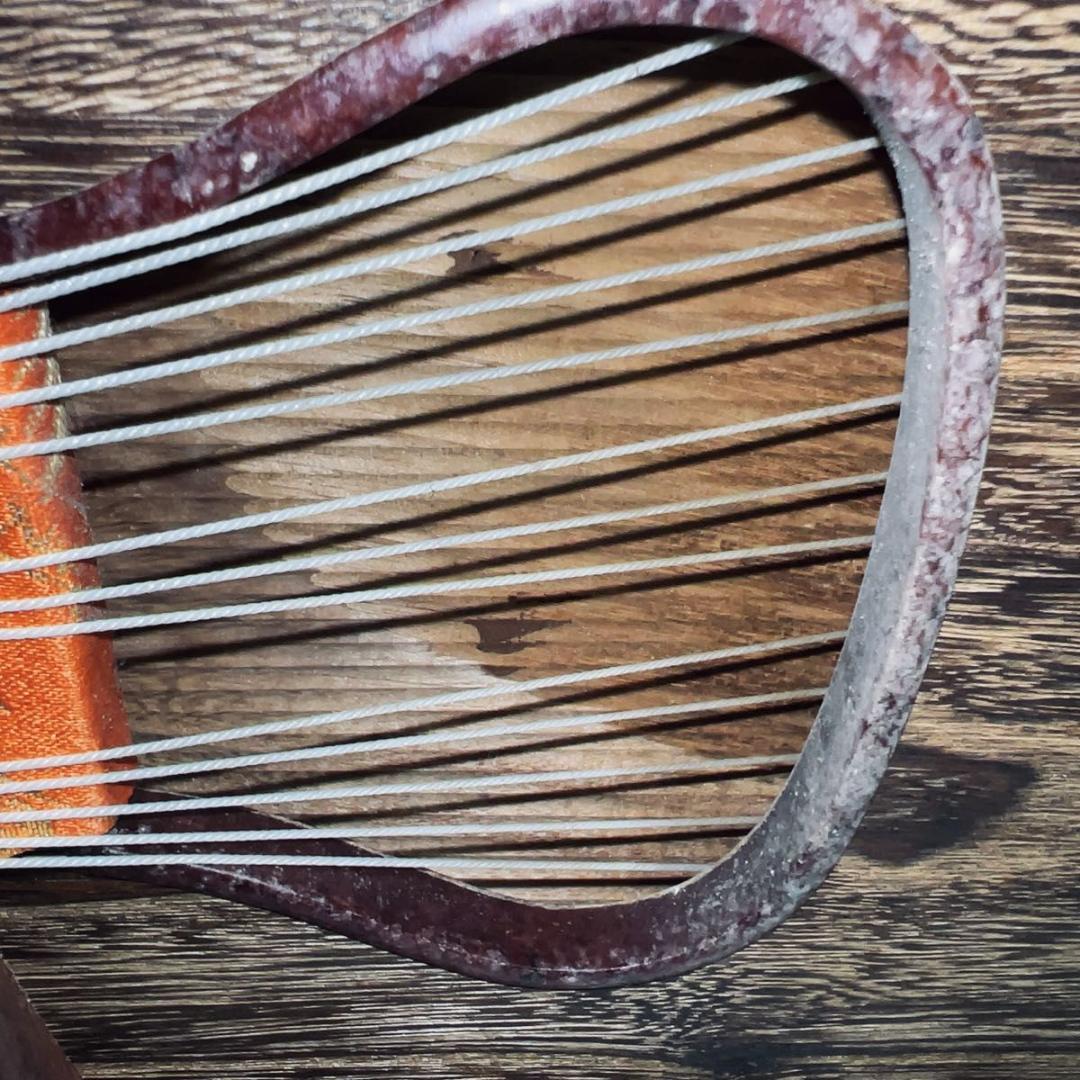 琴　箏　13弦　並甲　蒔絵　和楽器　弦楽器　すだれ彫り