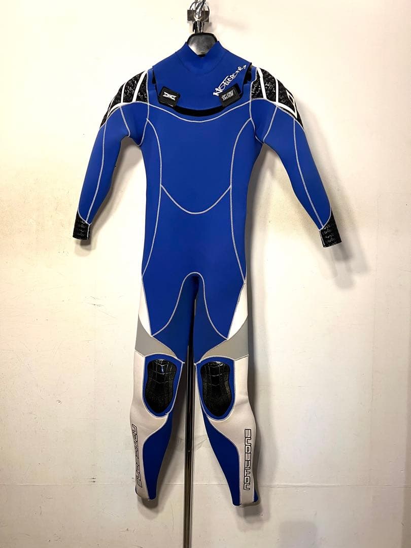 新品未使用noticeone 3mmフルスーツ