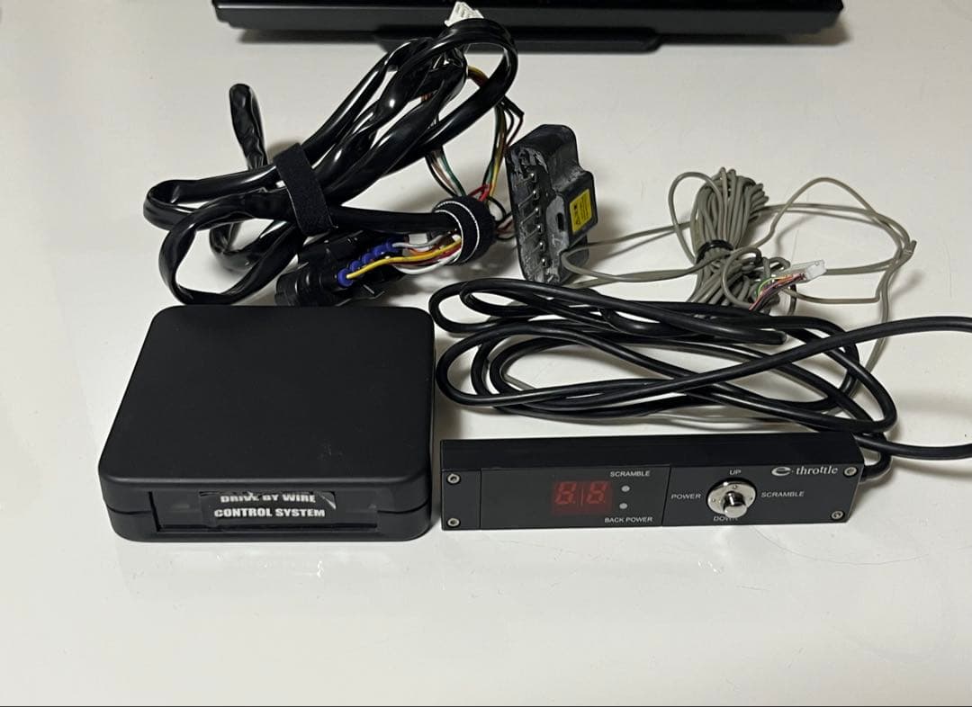 RE雨宮 e-throttle RX-8専用スロットルコントローラー