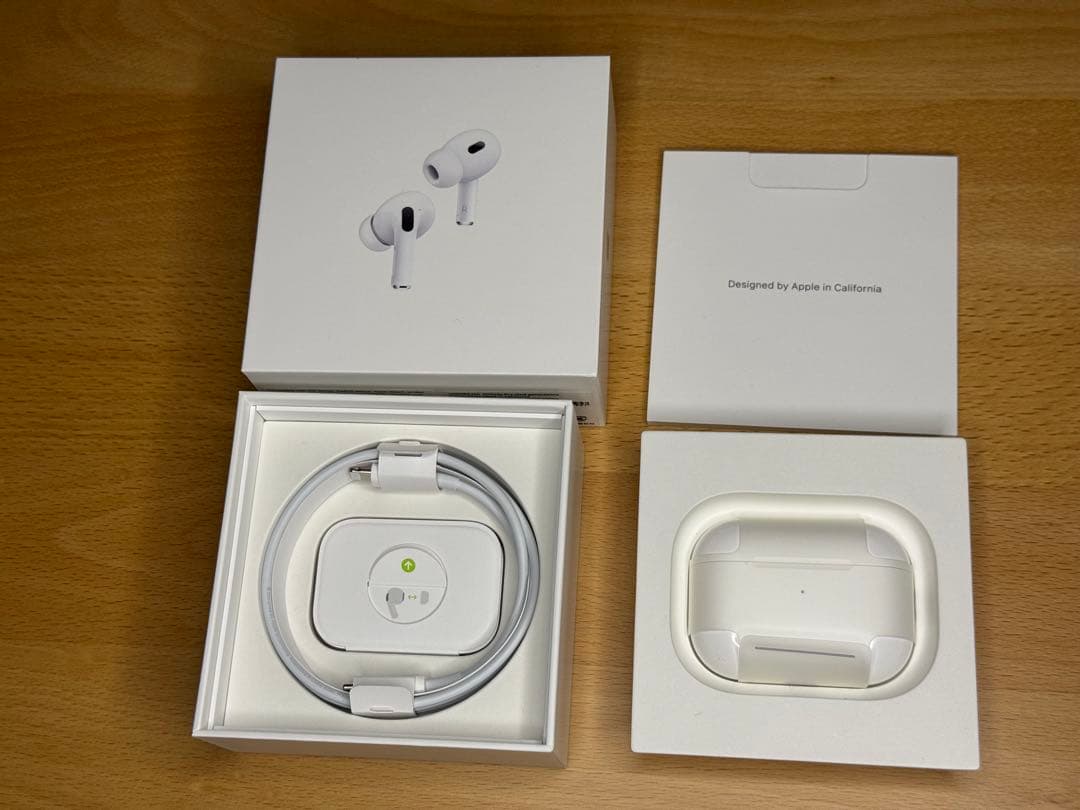 【正規品】AirPods Pro 第2世代 (Lightning) 付属品完備