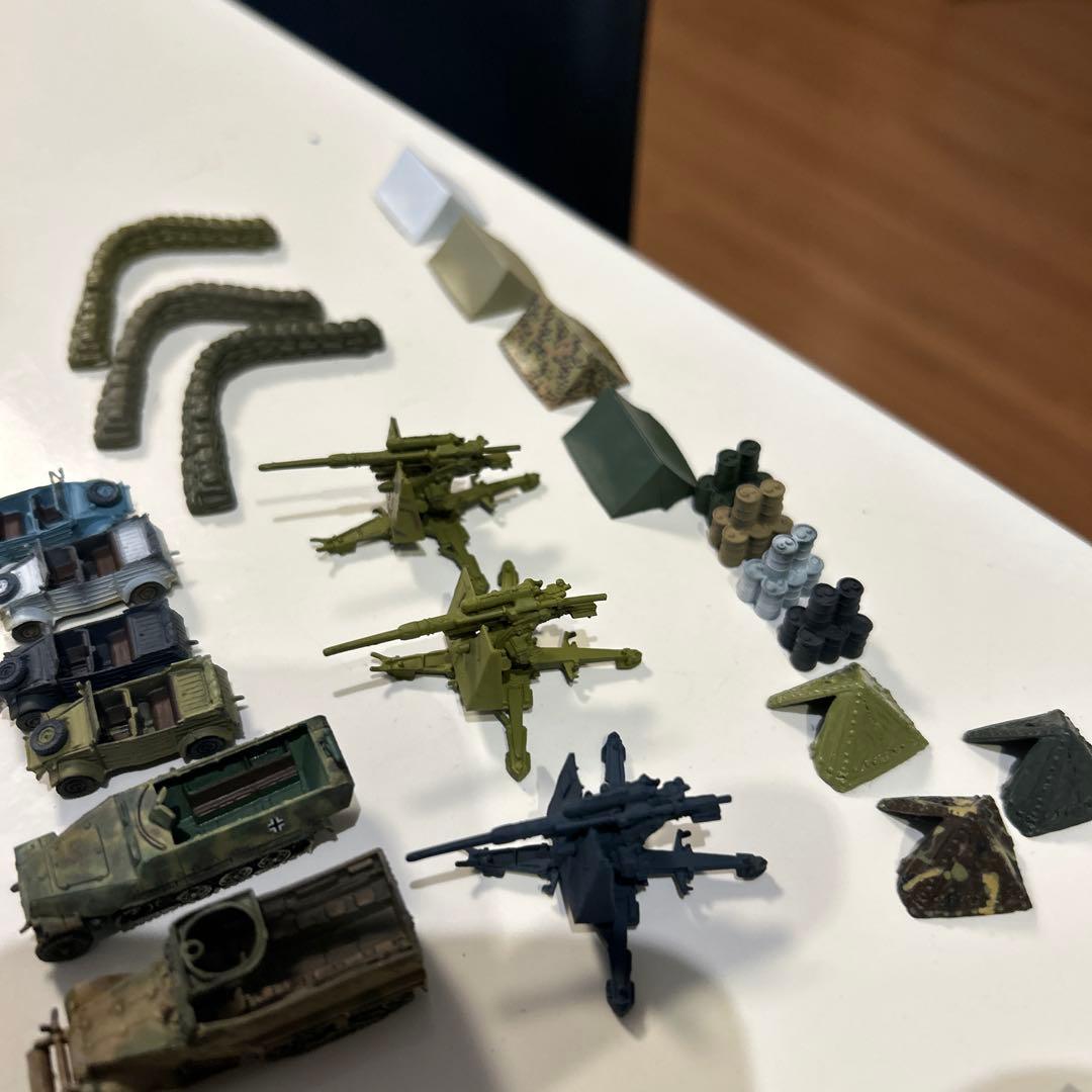 ワールドタンクミュージアム　WW2 戦車68個セットと他装備品等