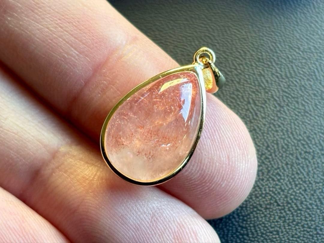 夢幻品質　女神が創造した究極の守護石　幻のカザフスタン産ストロベリークォーツPT