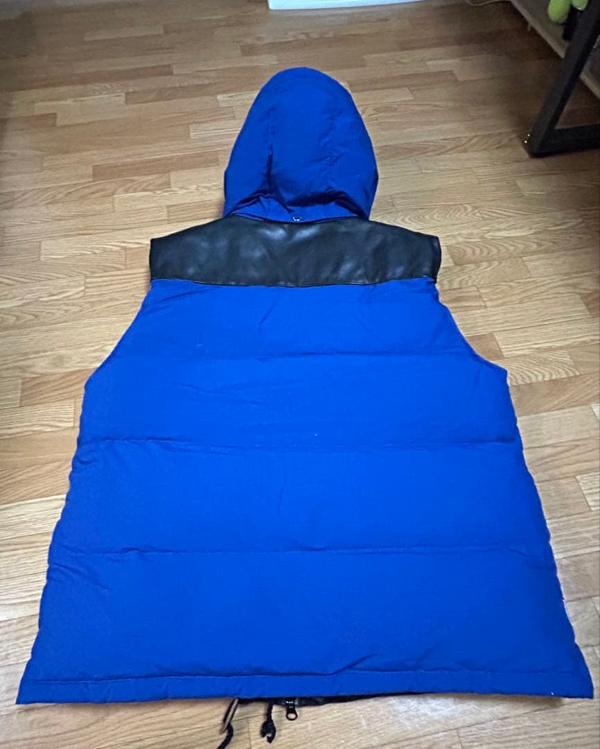 バウンティーハンター ダウンべスト