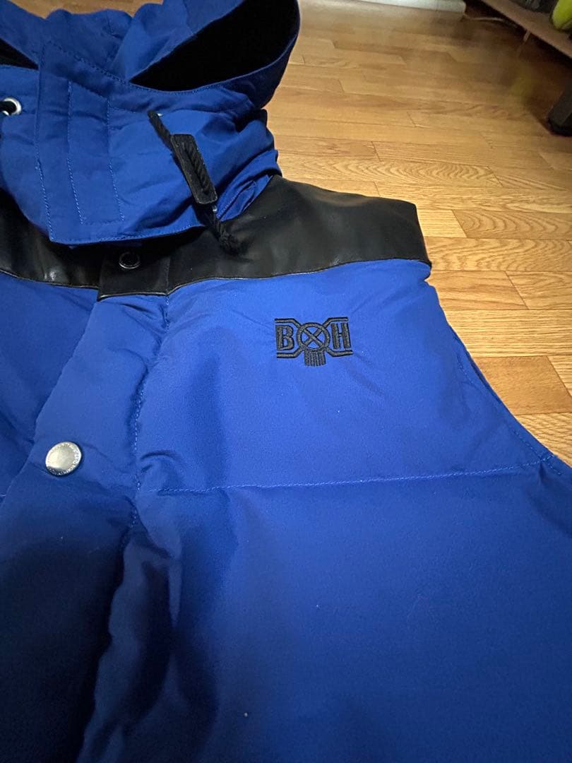 バウンティーハンター ダウンべスト