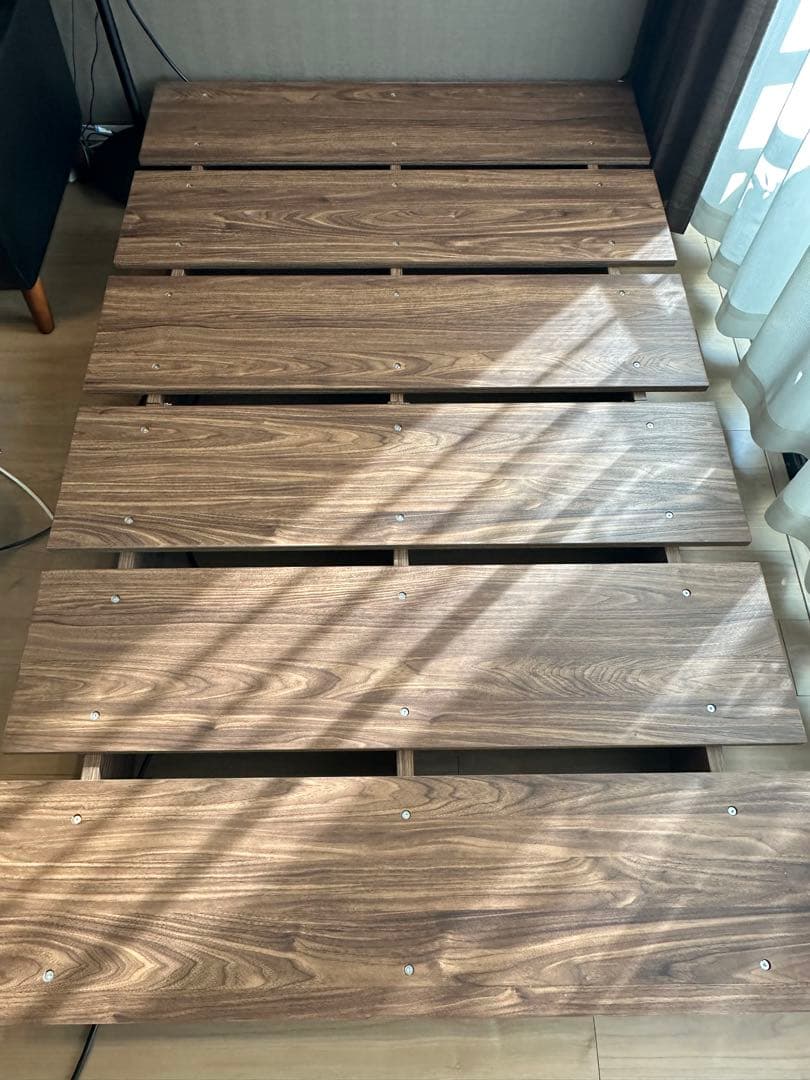 【引き取り限定】 LOWYA 木目調ローベッドフレーム シングル セミダブル