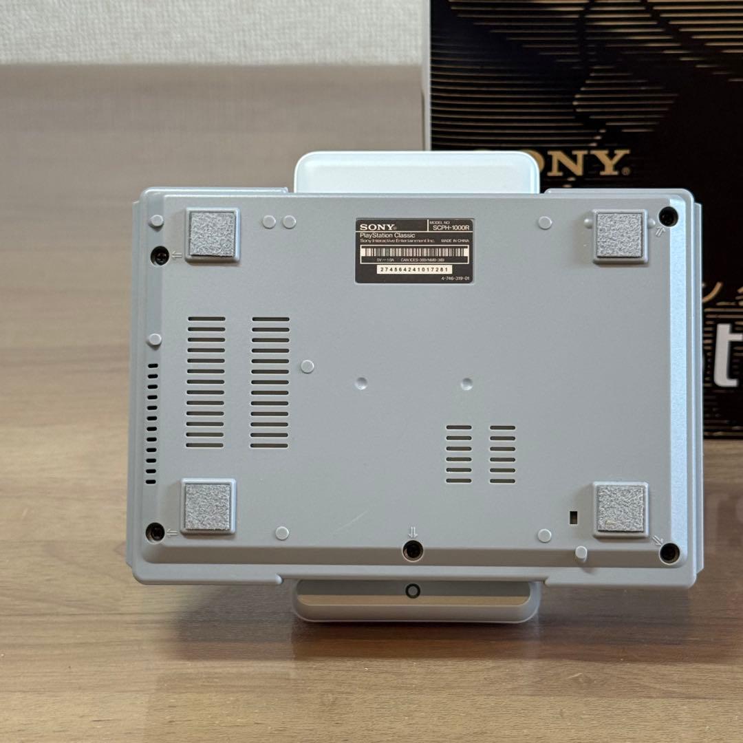 6-157 プレイステーション クラシックミニ 箱付き