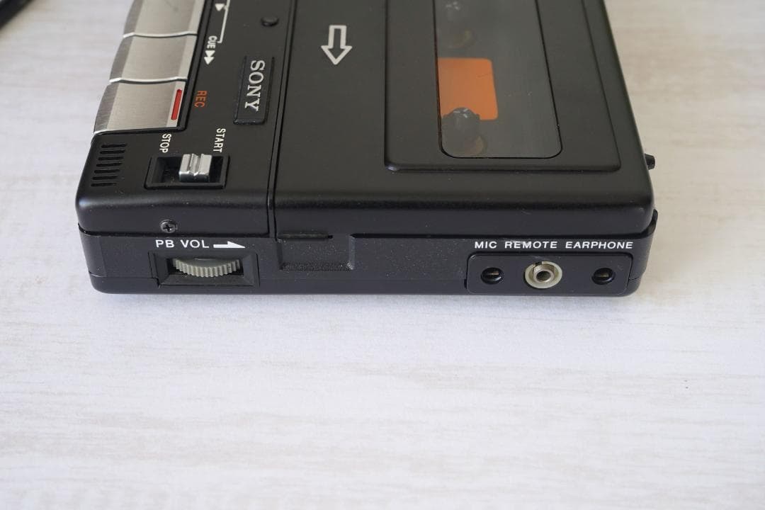 動作品 SONY カセットレコーダー・TC-1100B 日本製カセットプレーヤー