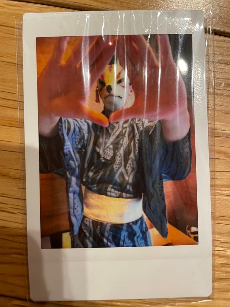 つ*ん様 オーメンズ　狐　チェキ