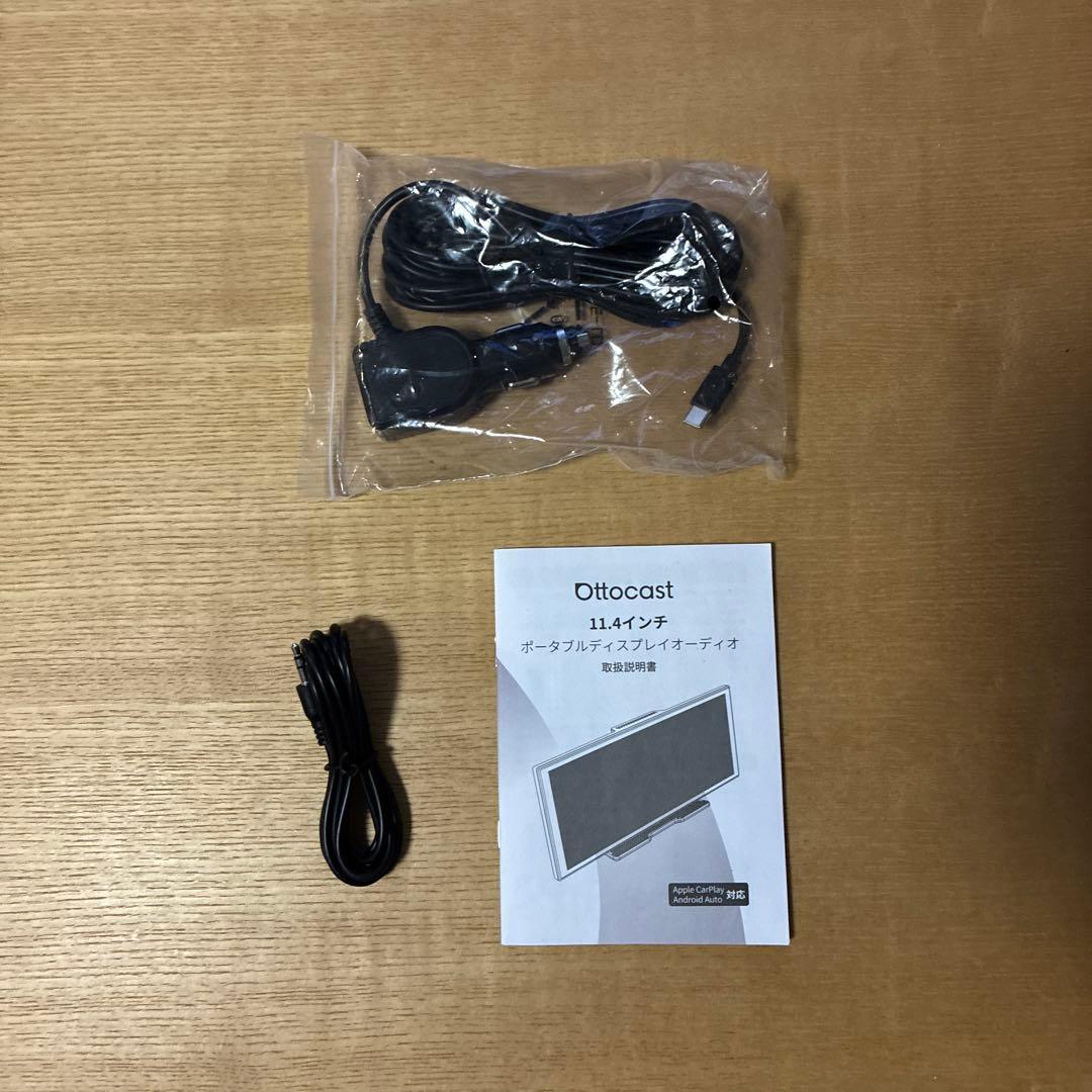 Ottocast OttoScreen AI カーナビ　おまけでホルダー付き