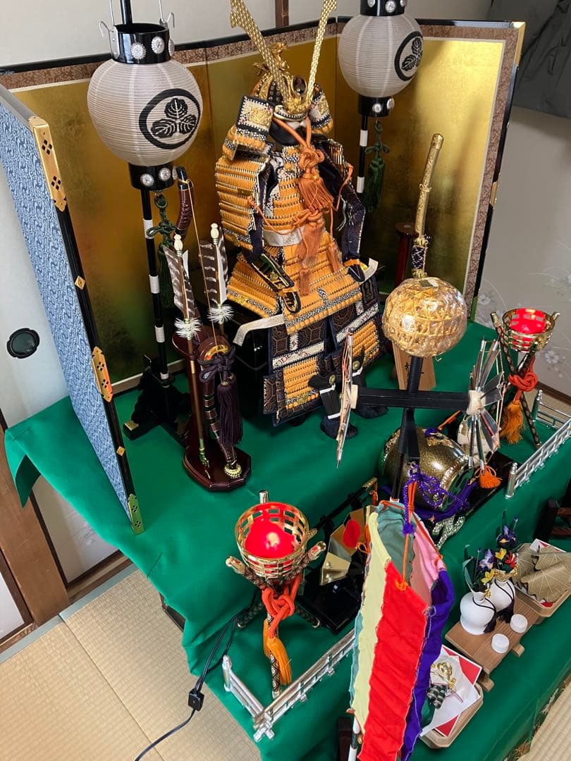 美品　人形の秀月　五月人形　兜　3段飾り