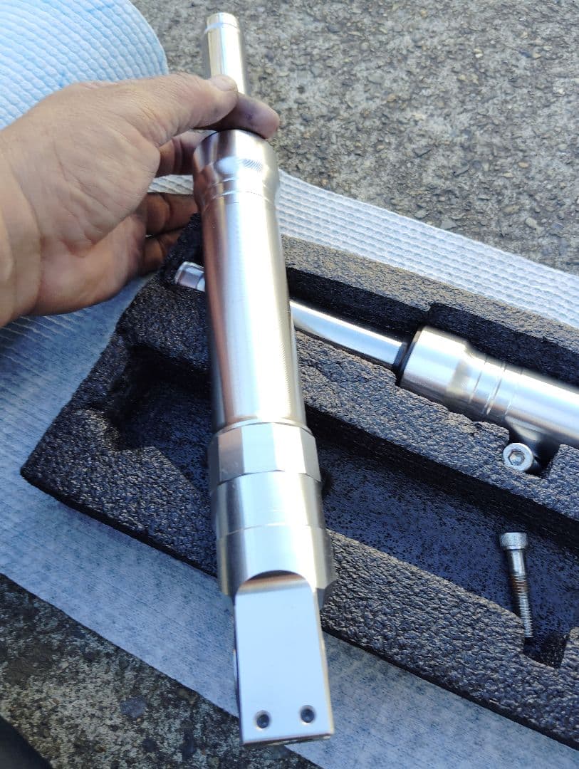 DIO、ズーマーフロントフォーク