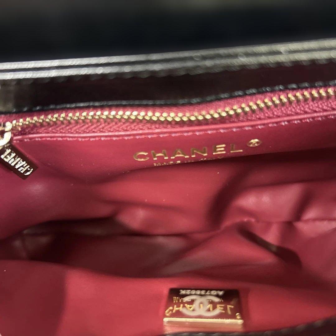 シャネルVIPノベルティ肩掛けショルダー