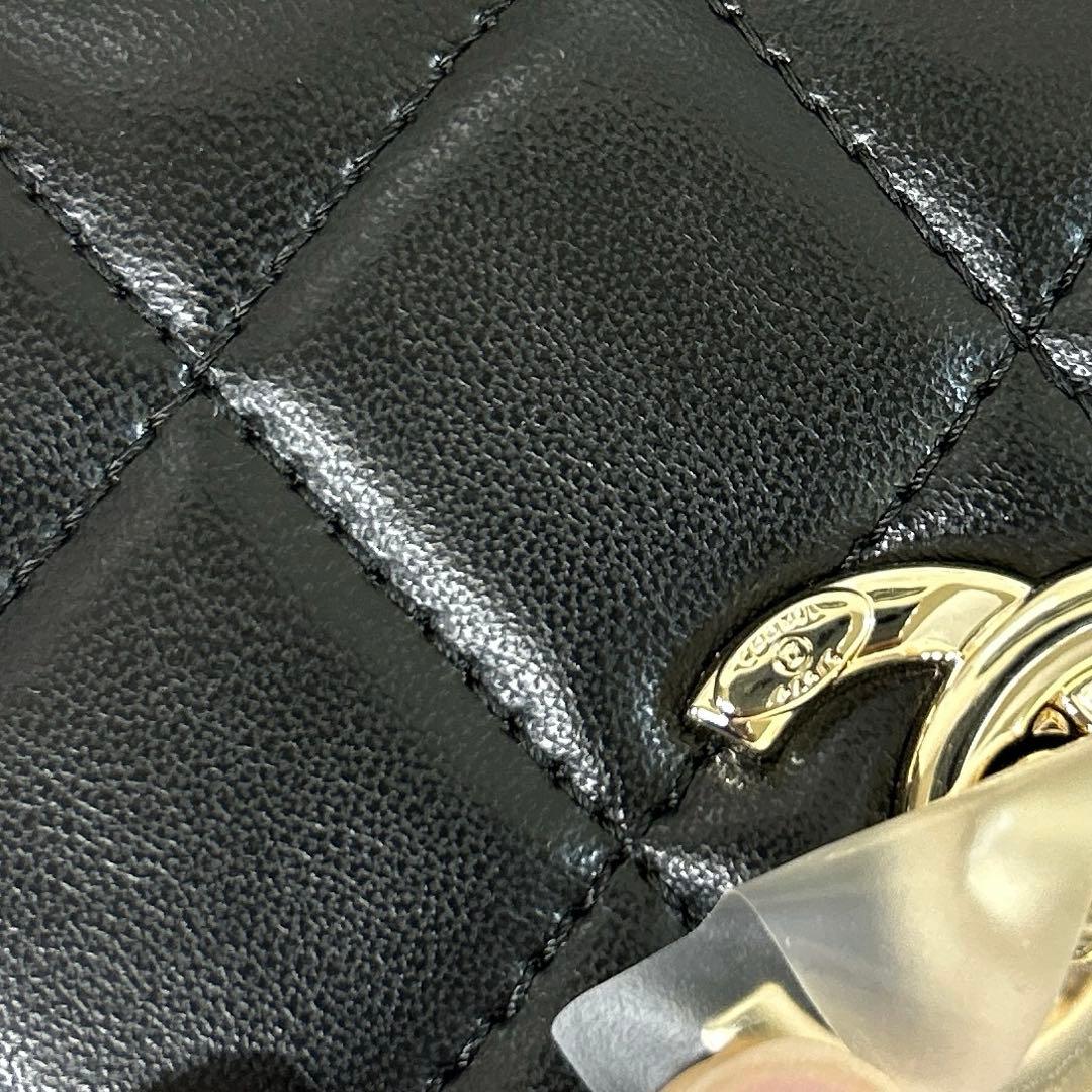シャネルVIPノベルティ肩掛けショルダー