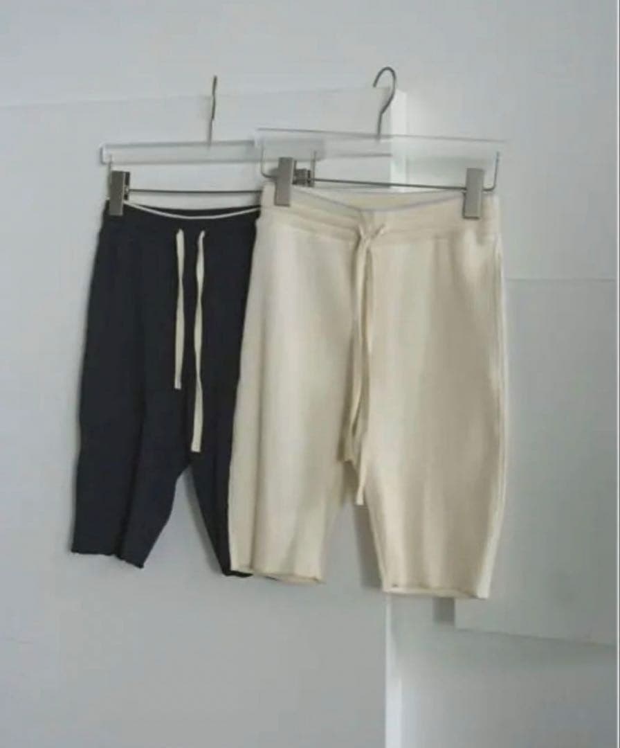 【期間限定お値下げ】新品タグ付きanuke Rib Biker Pants 38