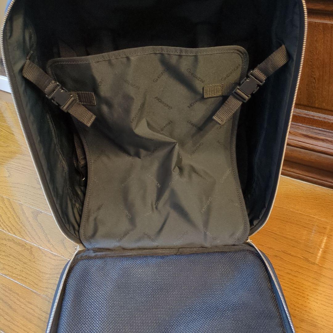 ゲラルディーニ　キャリーバッグ 30000円→27000