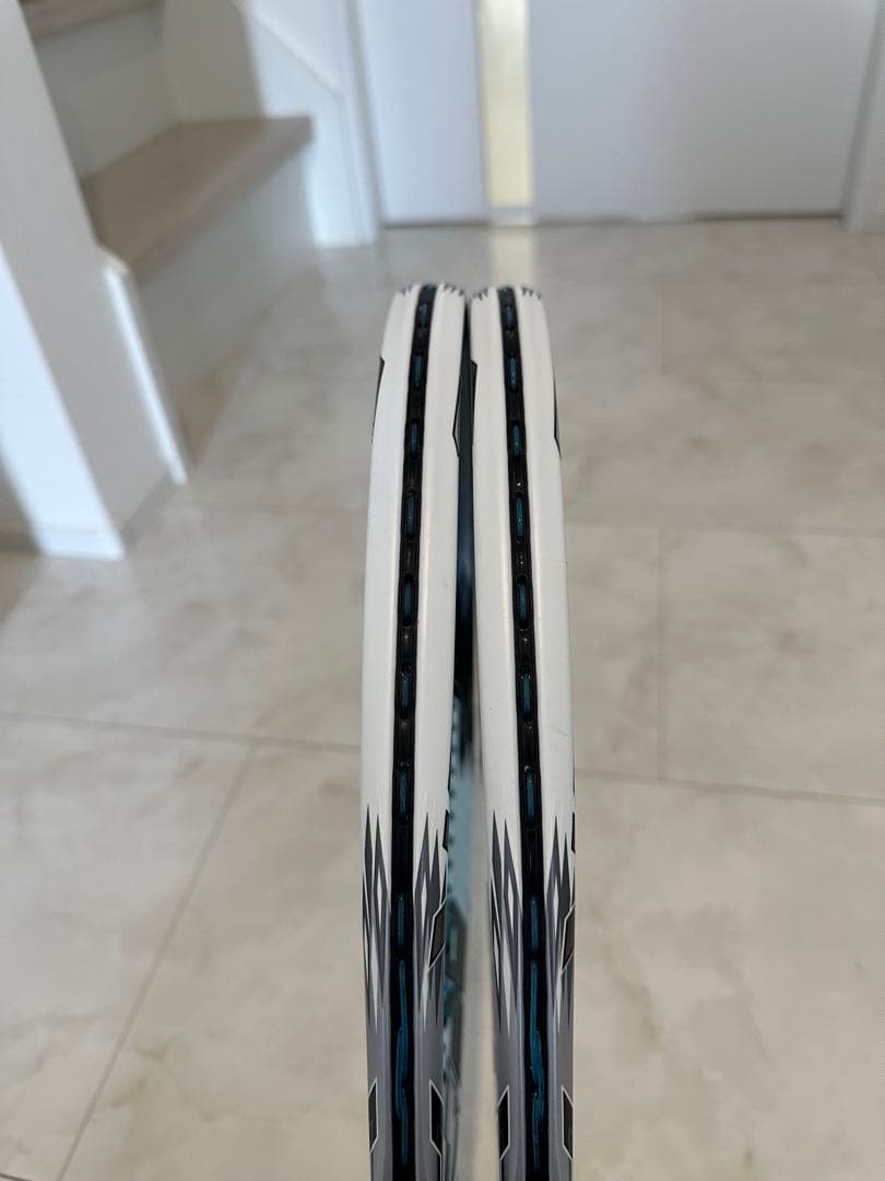 ヨネックス　Fレーザー9s 2本セット