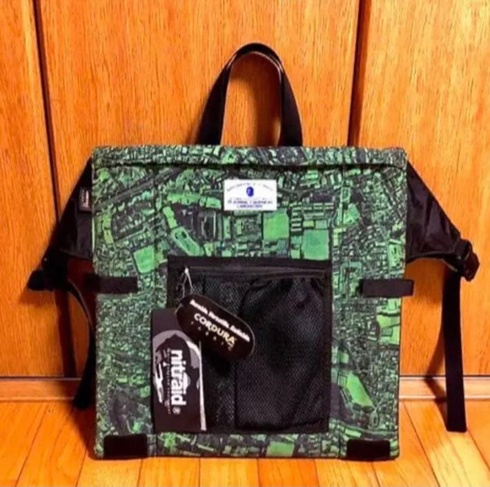 激レア　NITRAID (ナイトレイド) レッグレスチェア　　新品未使用