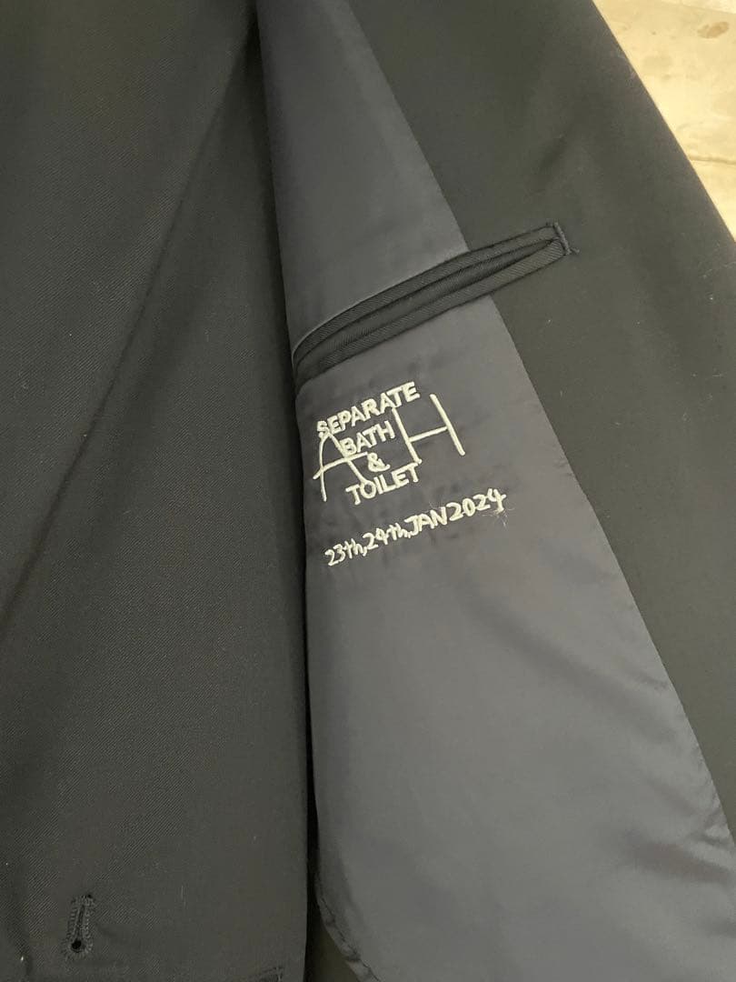 スーツ SEPARATE BATH & TOILET A.H