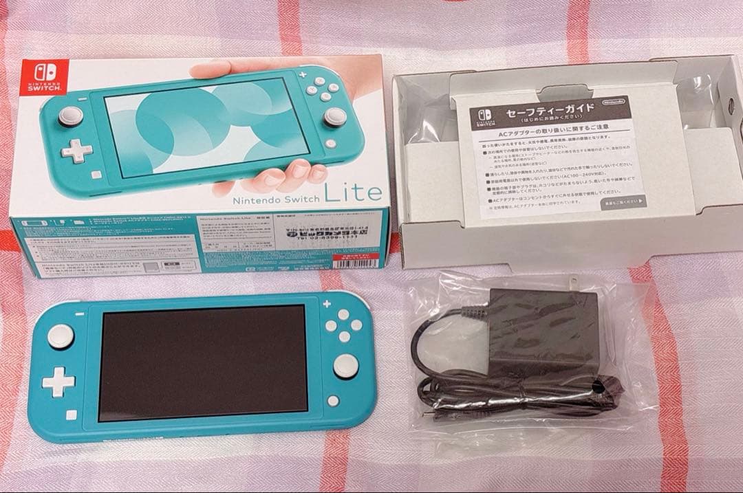 ほぼ新品★Nintendo Switch Lite 本体＆microSD32GB
