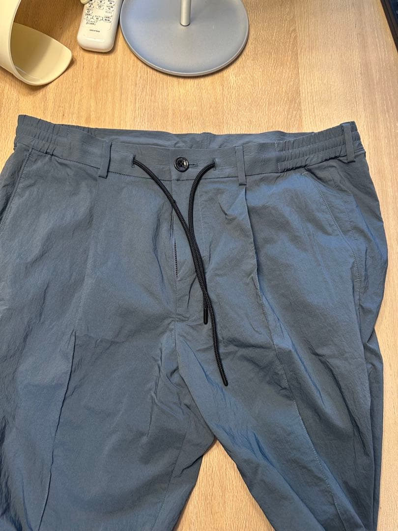 AOURE ナイロンストレッチセットアップ　Lサイズ　ブルー