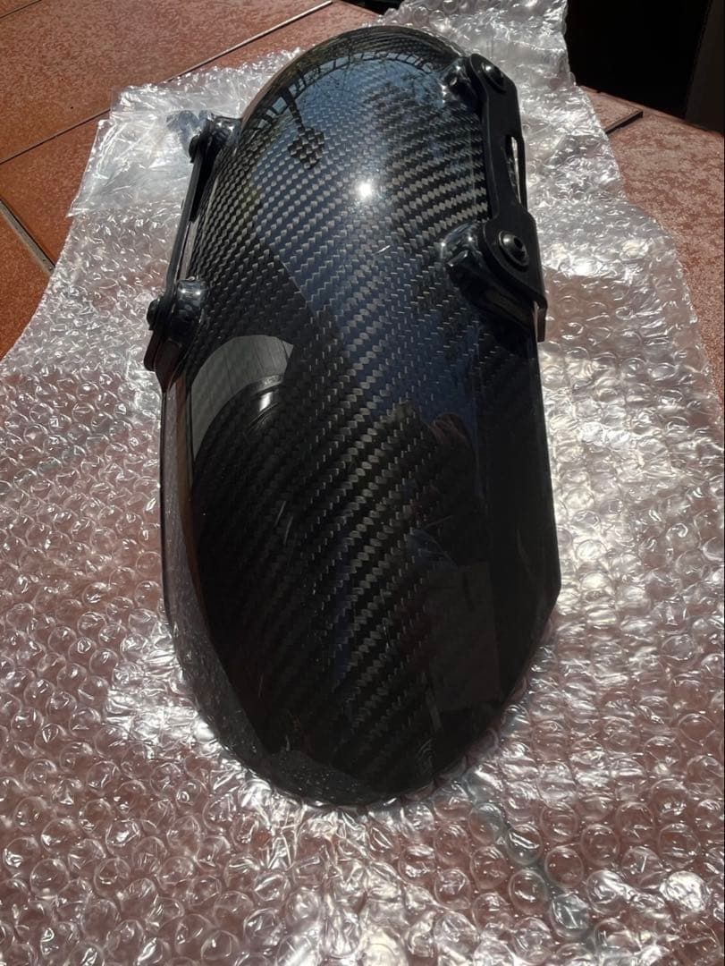 GB350　カーボン　フロントフェンダー