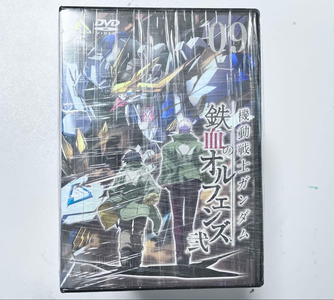 機動戦士ガンダム 鉄血のオルフェンズ 全9巻 + 弐 全9巻 [レンタル落ち]