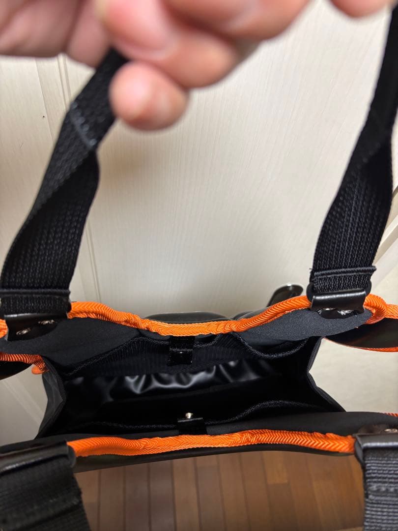 値下げ　ジャイアンツ　プロテクター型トートバッグ