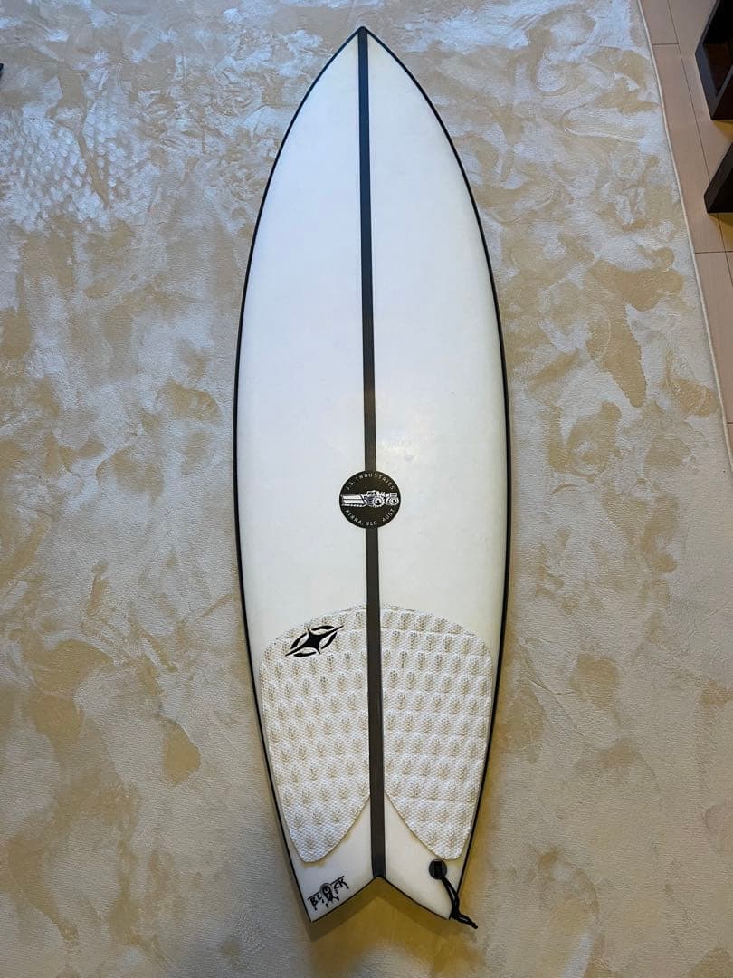 JS “BLACK BARON” 5.6 EPS サーフボード　ツインフィン