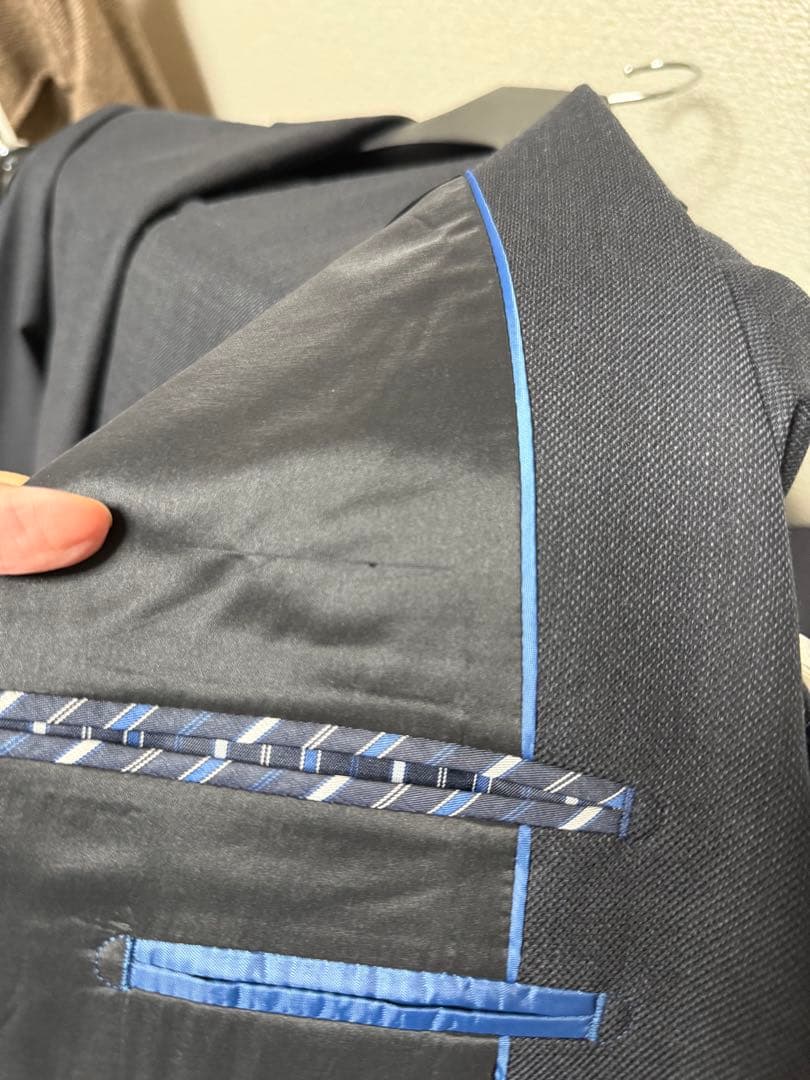 A6新品未使用！超お買得品！秋冬グレー3ピーススーツ！極小訳のみ！ウォッシャブル