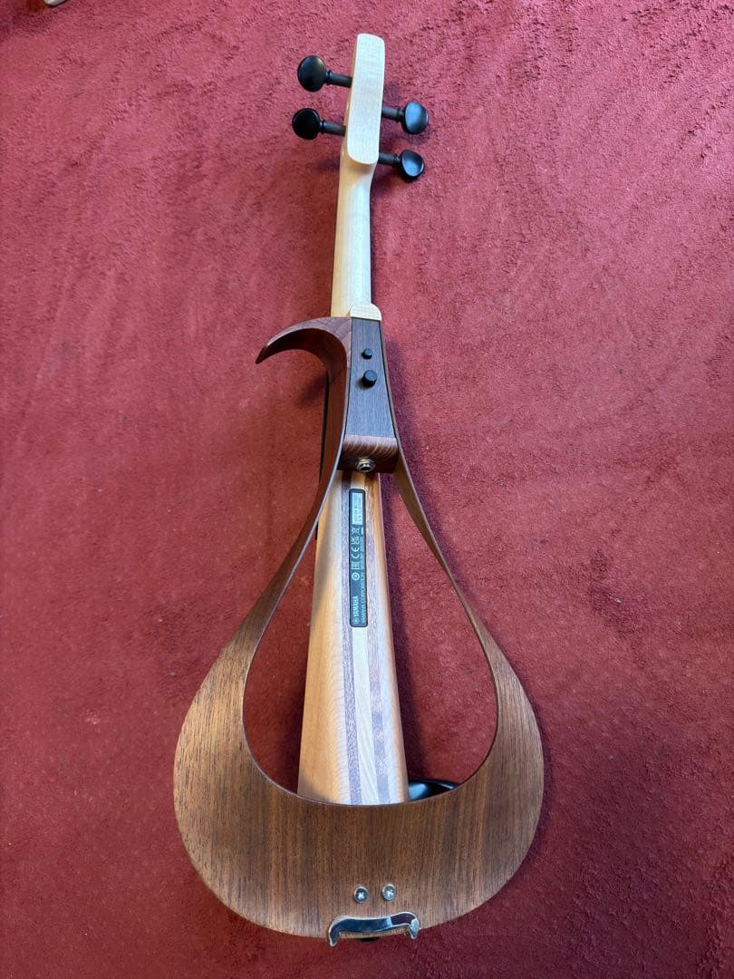 Yamaha YEV104 エレクトリックバイオリン